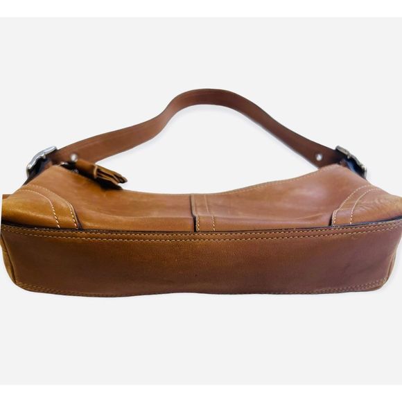 ✨SOLD✨ COACH Natural Tan Cowhide Leather Handbag - Picture 4 of 11